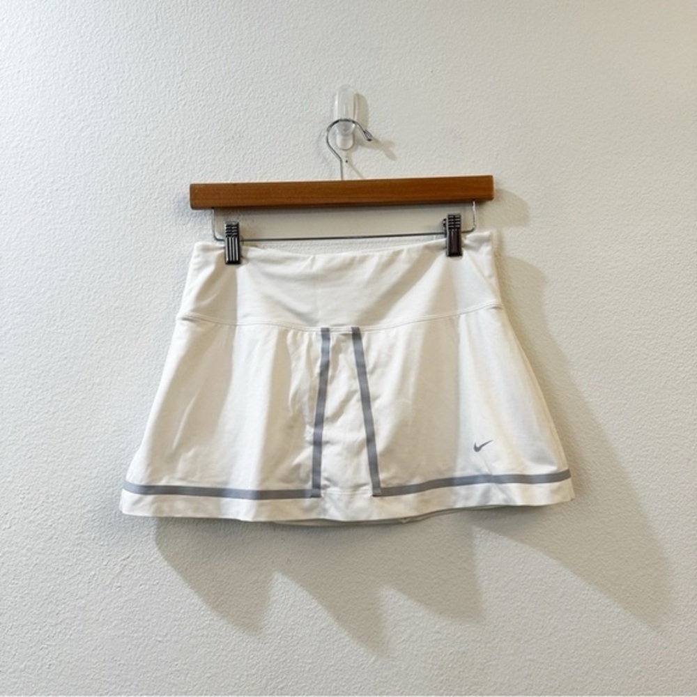 Nike Dri Fit Women's Activewear Tennis Mini‎ Skirt Athletic Style Size Medium